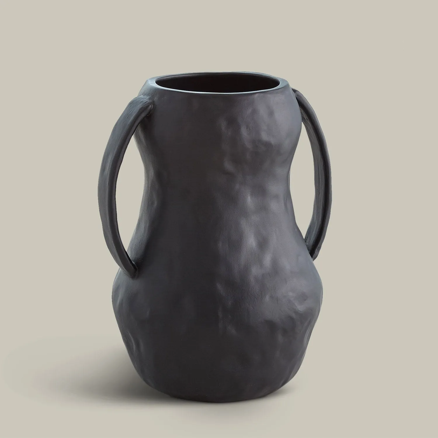 Aquitaine Vases (Black)