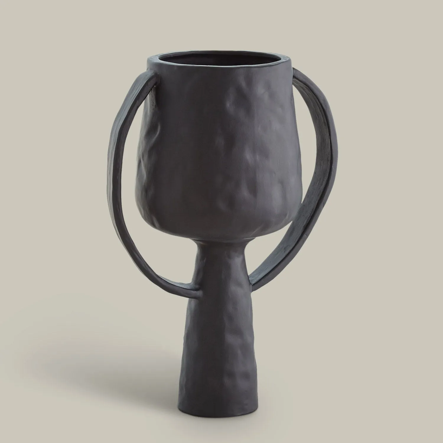 Aquitaine Vases (Black)