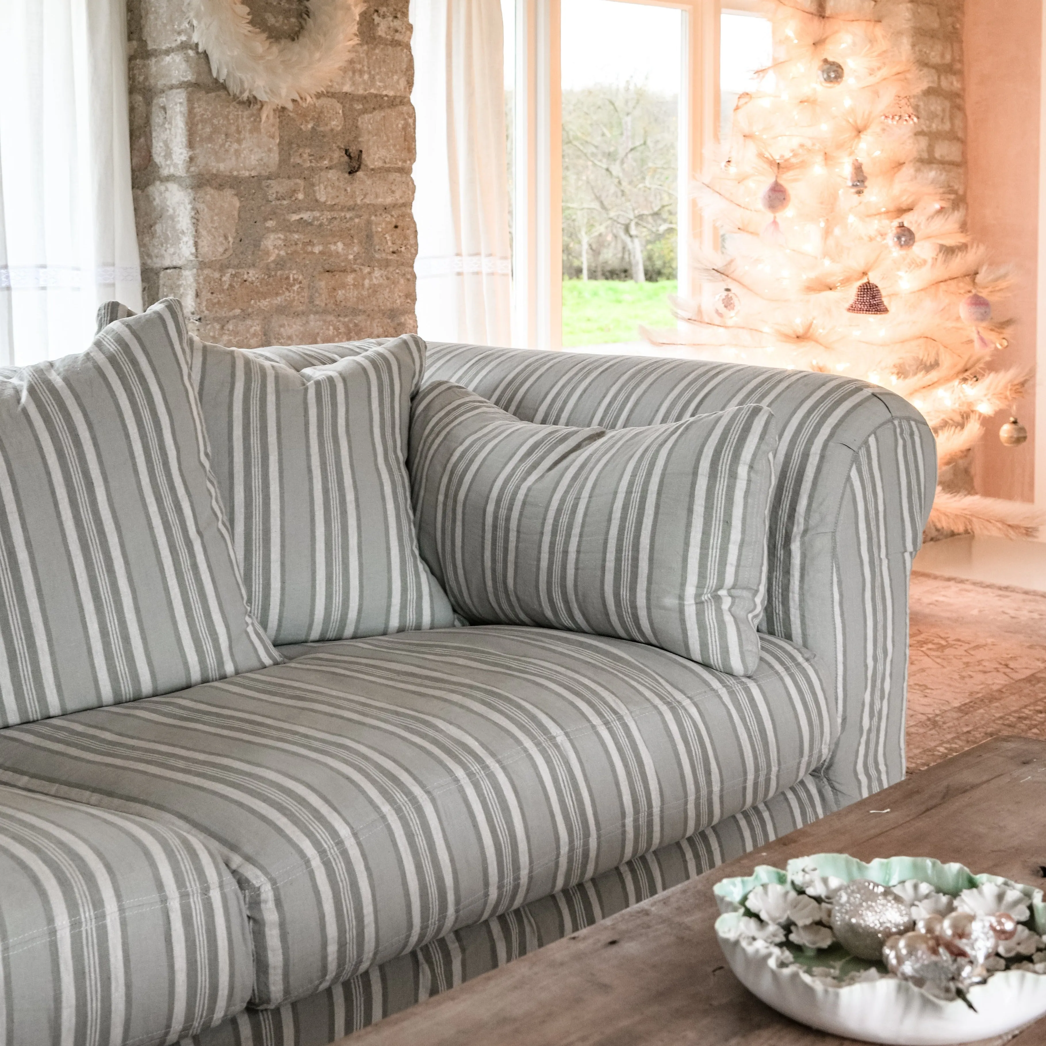 Ladbrook Sofa