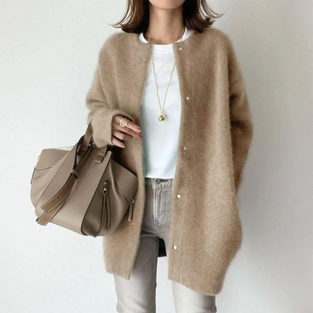 Sable - elegant bow coat