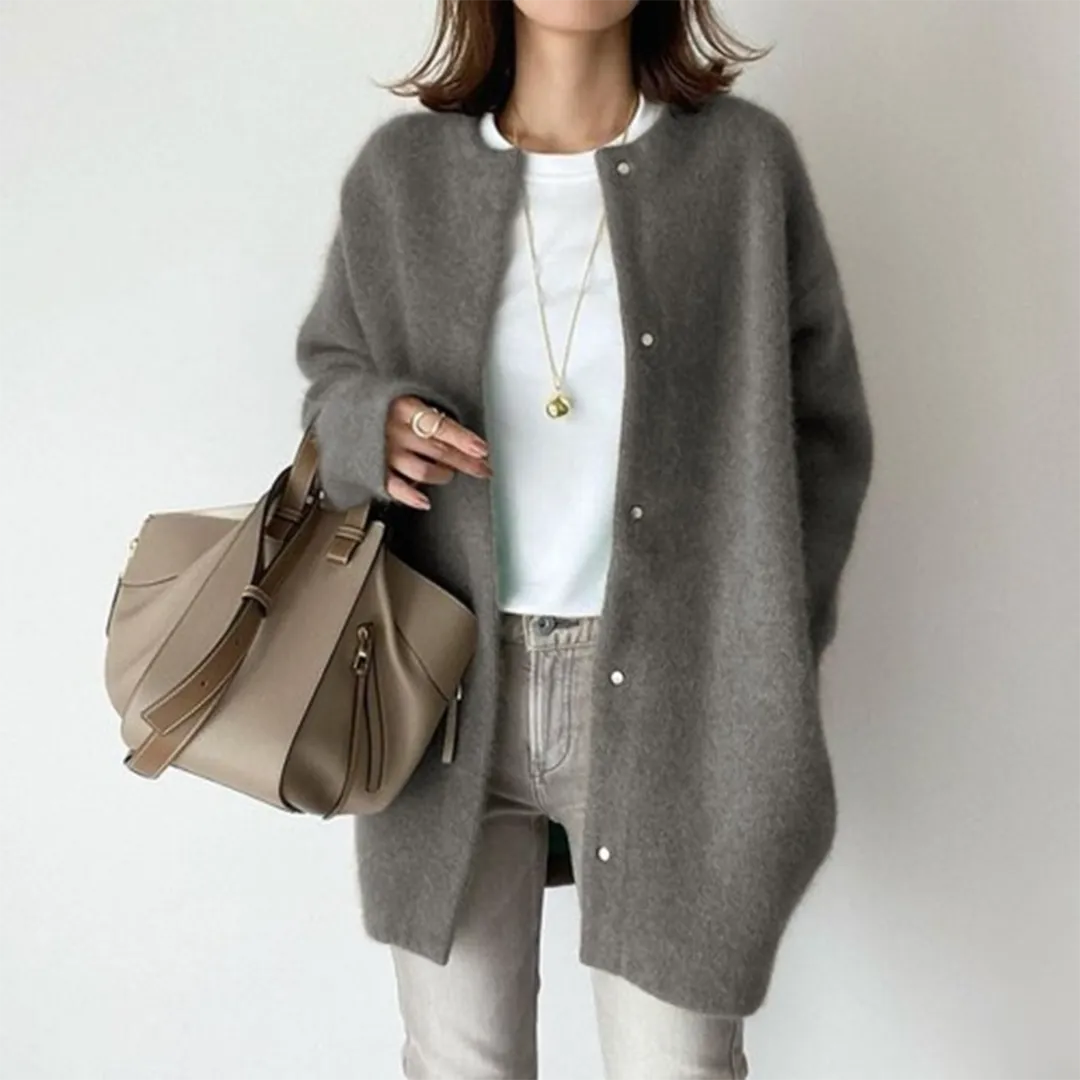 Sable - elegant bow coat